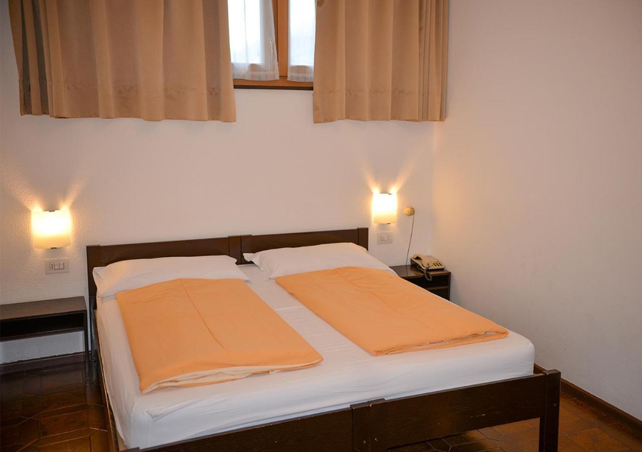 Hotel Regina Delle Dolomiti Panchià Exterior foto
